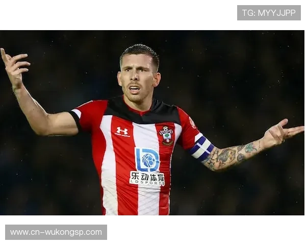 保利尼奥攻守兼备的中场核心表现解析