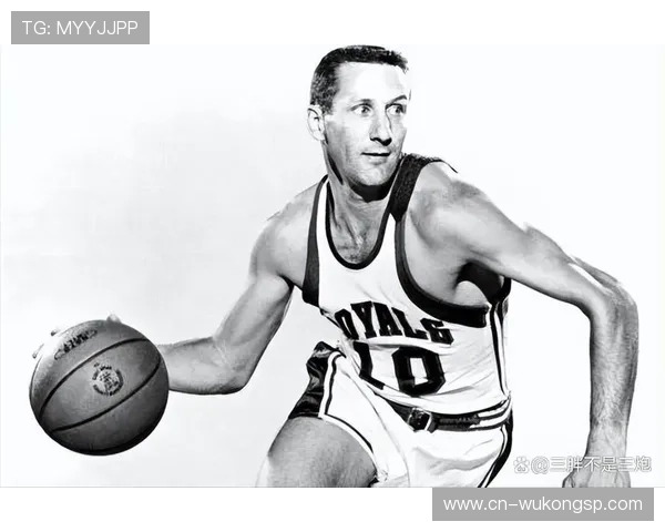 奥斯卡·罗伯特森无球牵制改变防守布局，主导进攻节奏