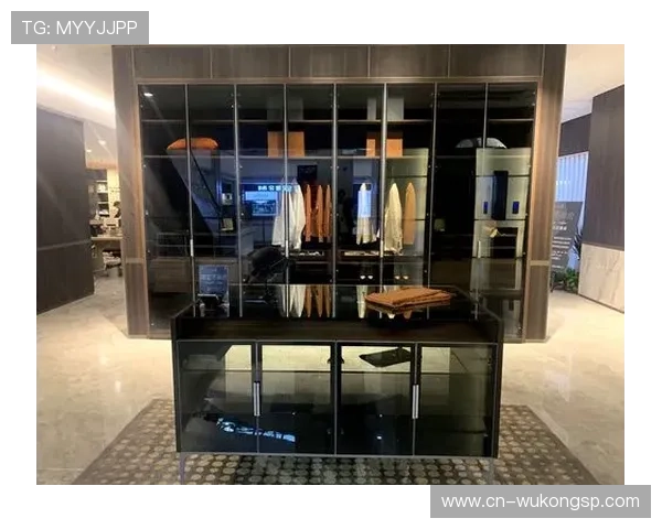 威少衣柜里塞满高定西装，训练完直接走秀？