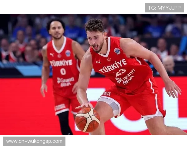 申京高位挡拆对抗约基奇制造错位内线效率较上季提升