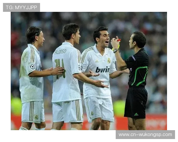 任意球快发规则拆解：什么时候允许裁判放行？